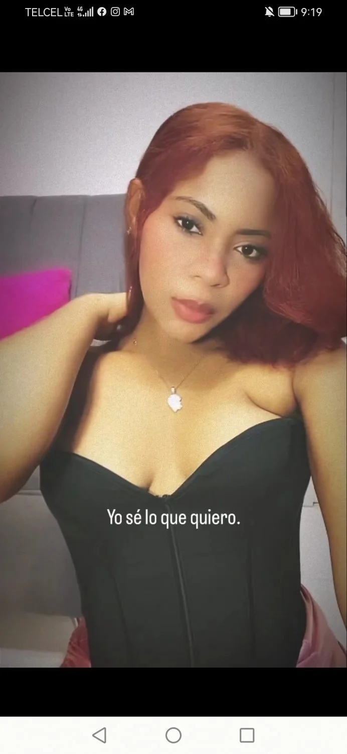 Dominican busty 🇩🇴 image 6