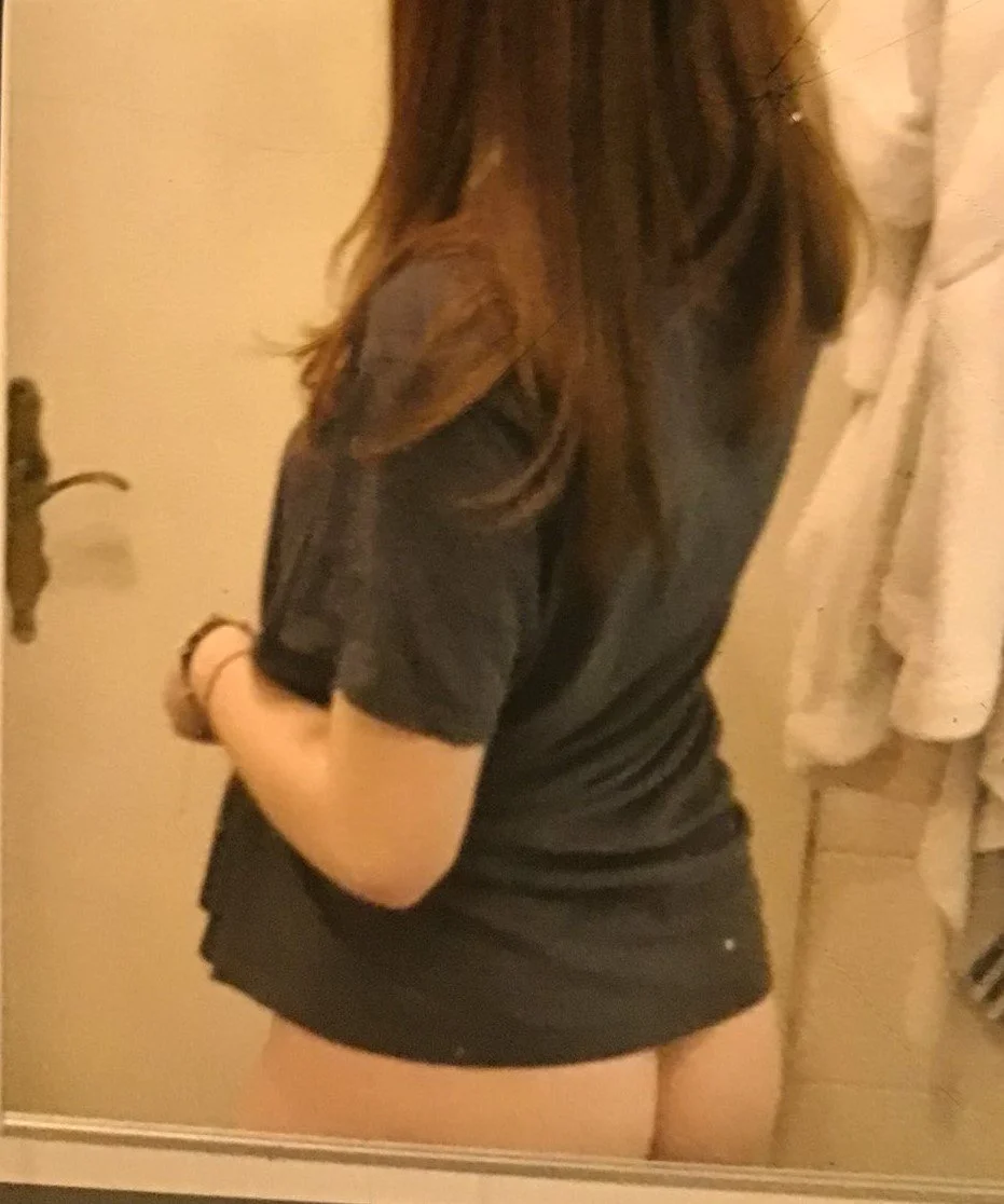 College Virgin With Tight Shaved Pussy Snap Leaked image 15