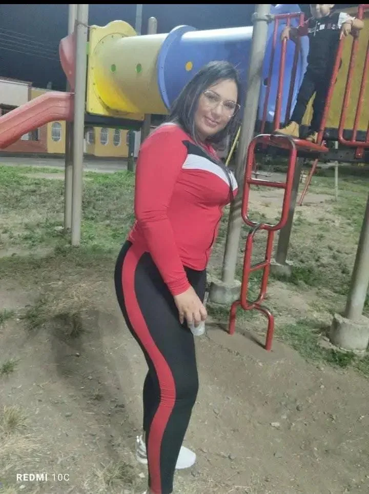 La vecina bien perra image 9