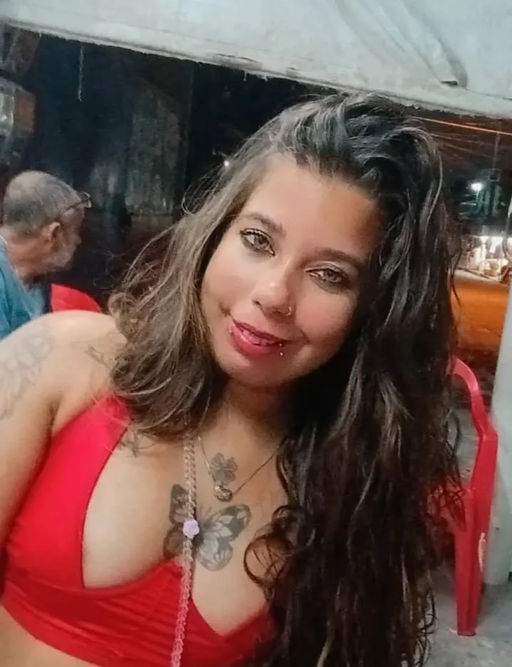 Marta morena gostosa do olho claro image 2