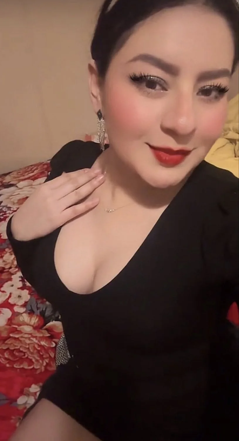 my homeboys real aunt from facebook image 6