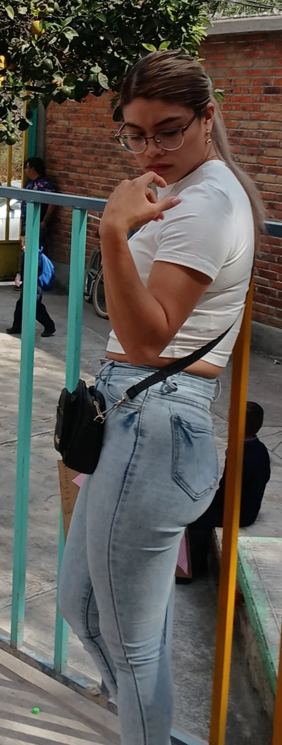 Voyeur Reyna hermosa putimami rico culo image 9
