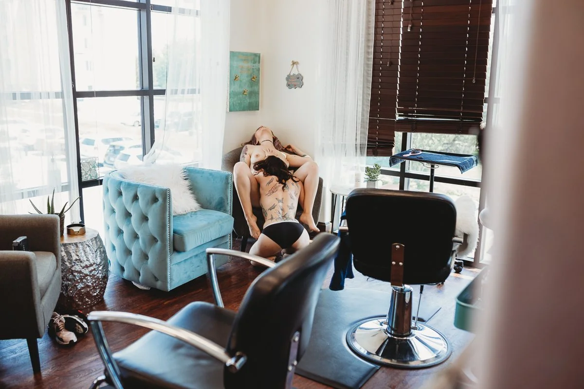 Find me this salon! Boudoir image 18