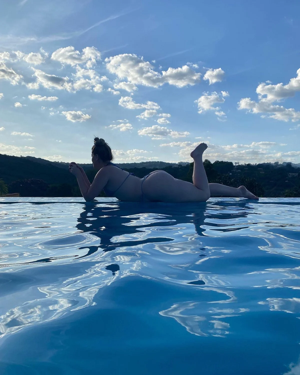 loirinha cavala do insta 1 - no nudes main image