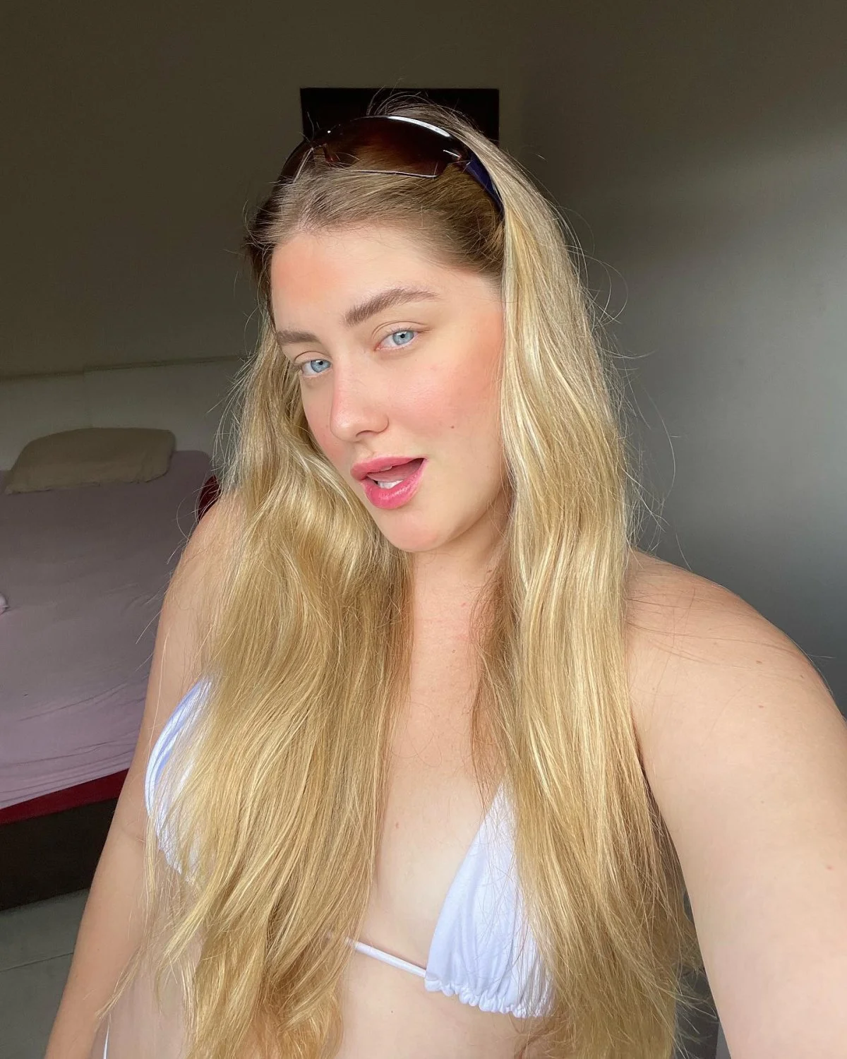 loirinha cavala do insta 1 - no nudes image 42