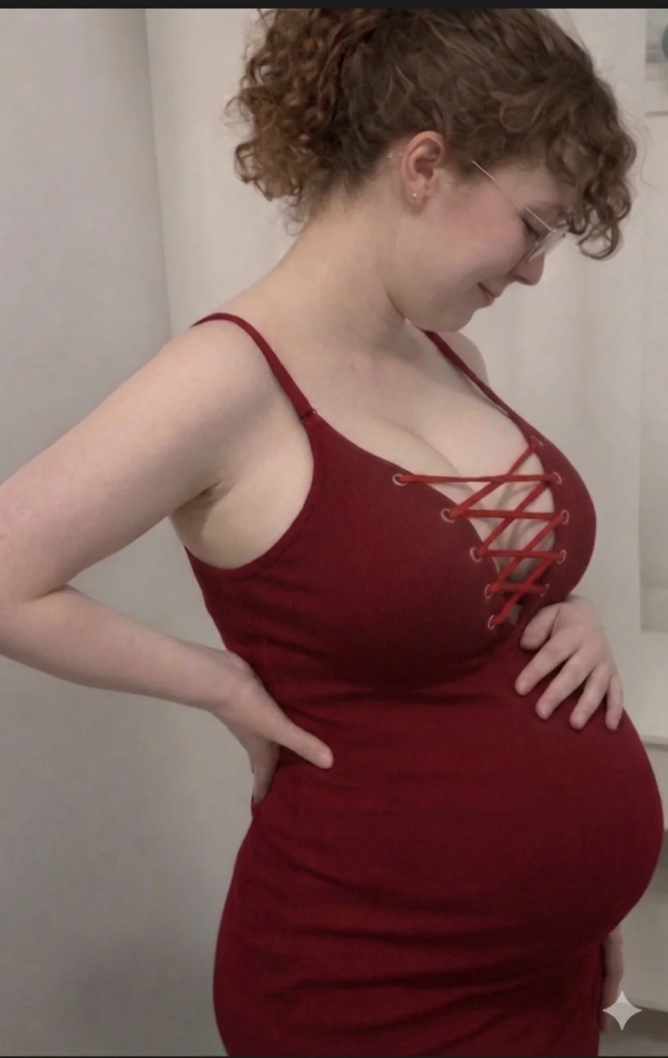 PREGNANT AMATEUR HOTWIFE image 2