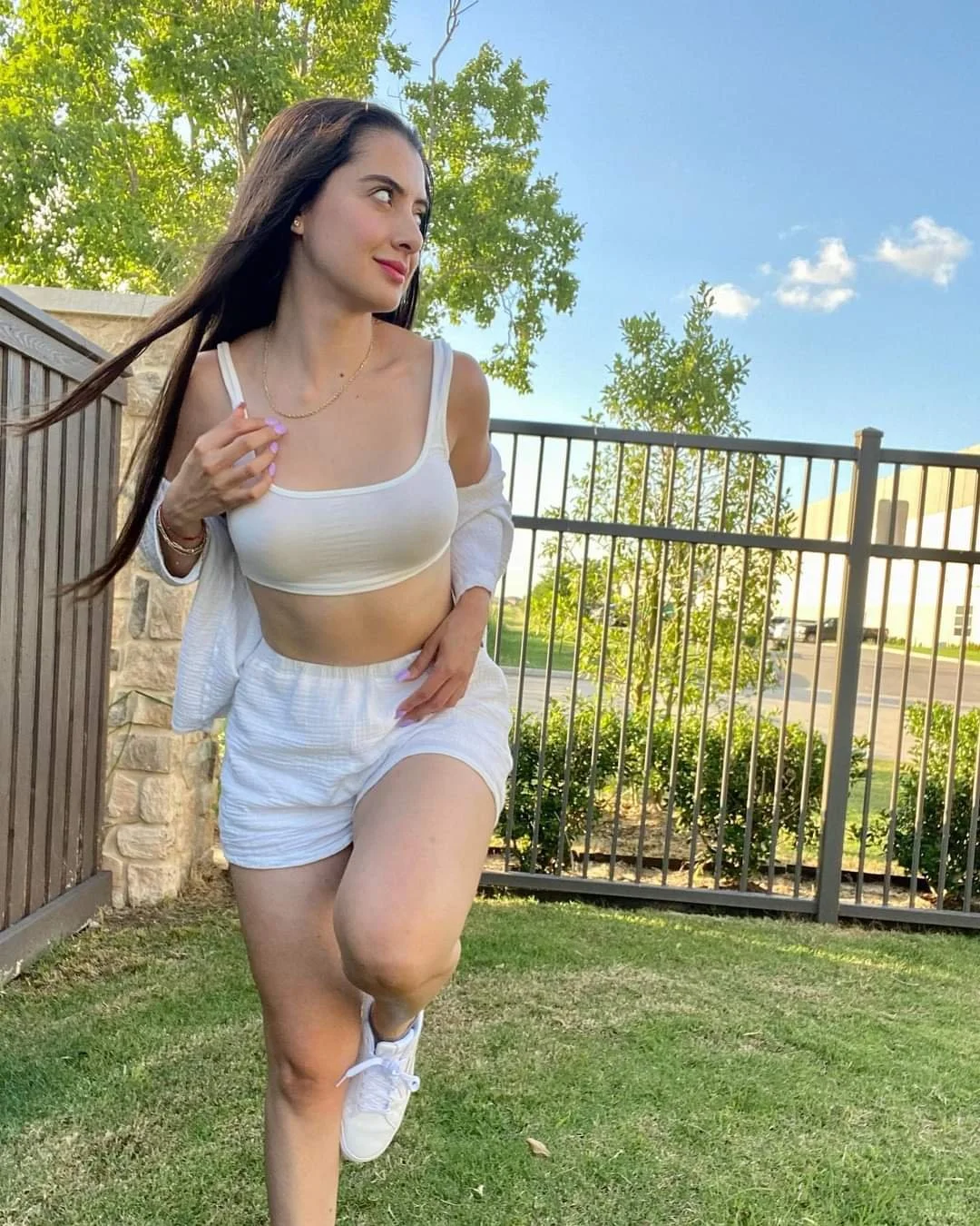 Bēlëęn Ørøzcø Morena Magrinha Linda Demais image 25