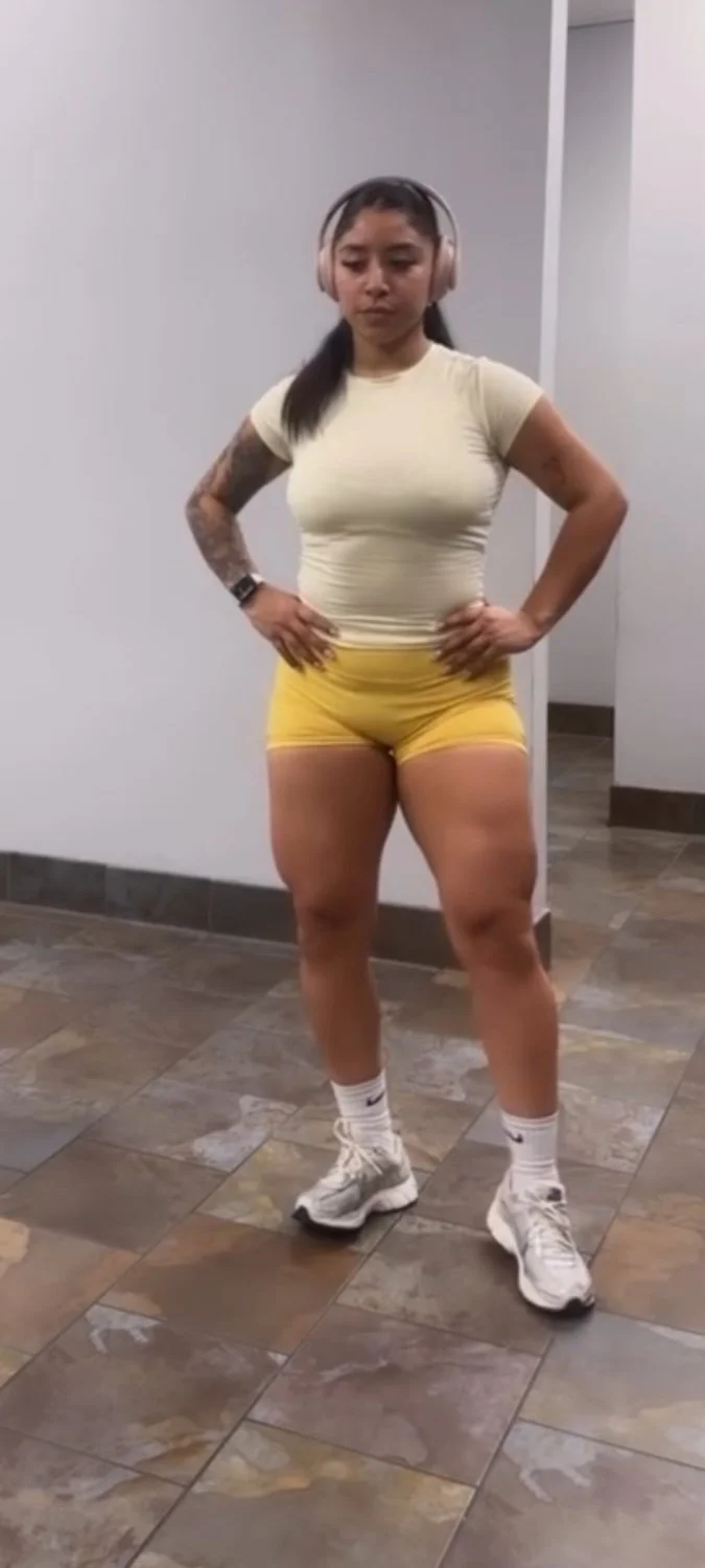 Gym girl leeean.1 i love her ass image 21