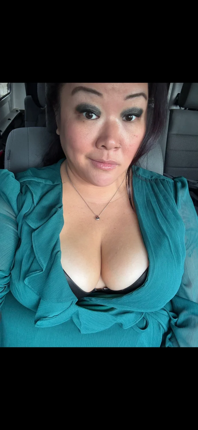 Submitted Asian BBW Milf Exposed image 16