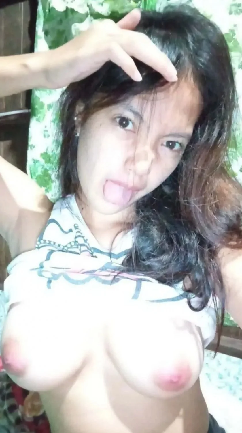 The only pinay that i saw with this kind of pinkish huge titties. image 11
