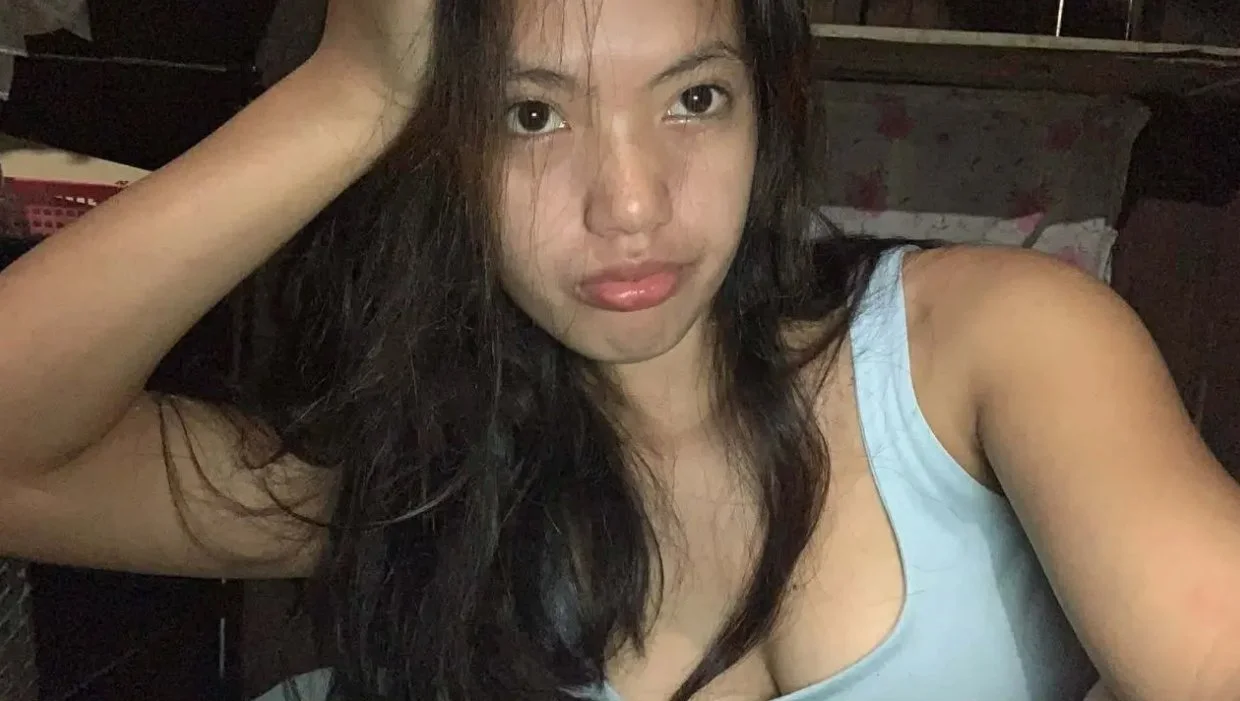 The only pinay that i saw with this kind of pinkish huge titties. image 13
