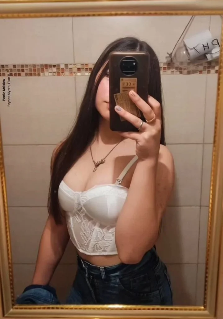 🇺🇾 Xv image 18