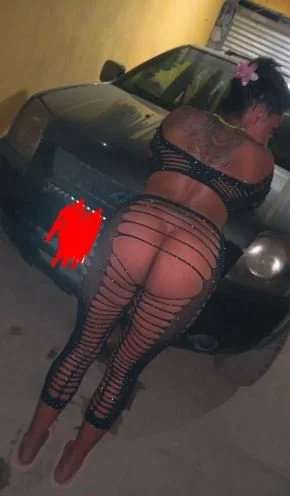 Una Milf muy Fit!!! image 10