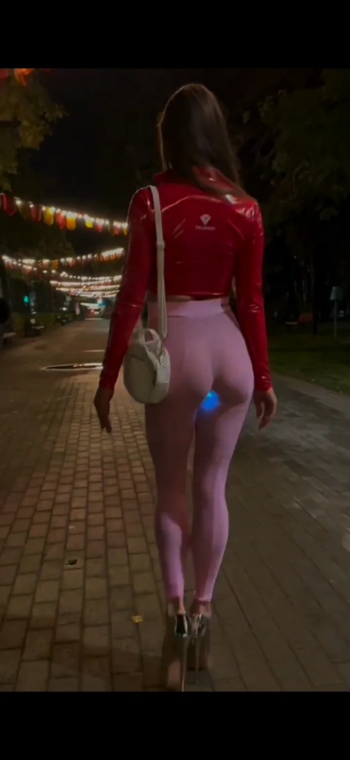 🥵 Sexy see trough pink cameltoe legging with LED buttplug toe🥵 image 12
