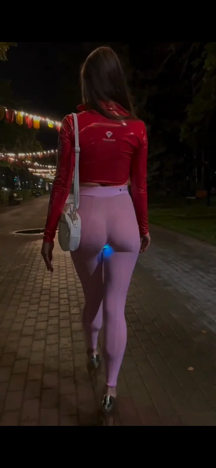 🥵 Sexy see trough pink cameltoe legging with LED buttplug toe🥵 image 6