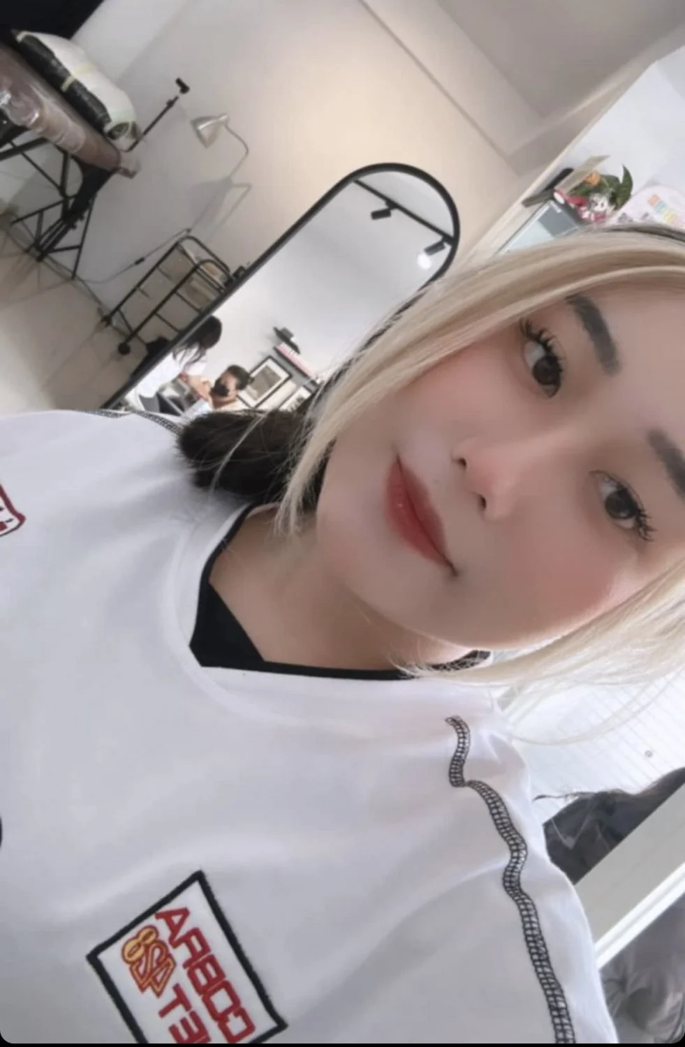 Singapore massage girl image 2
