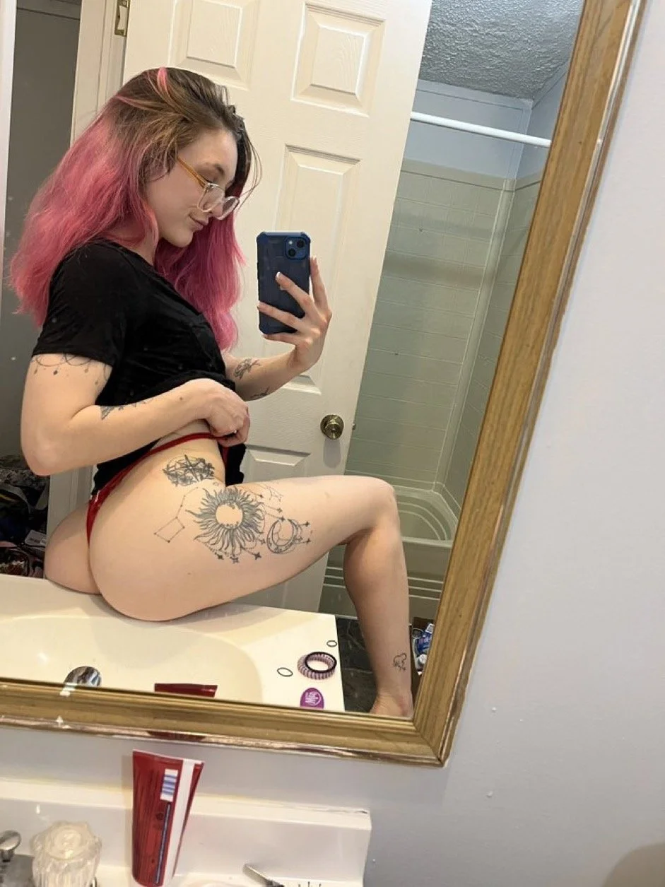 Pawg image 3