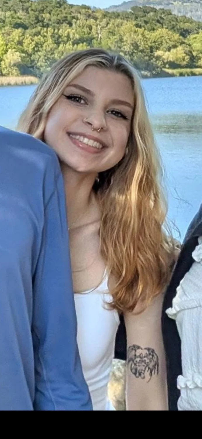 Teen ex gf do you wrong ? Dm them to me main image