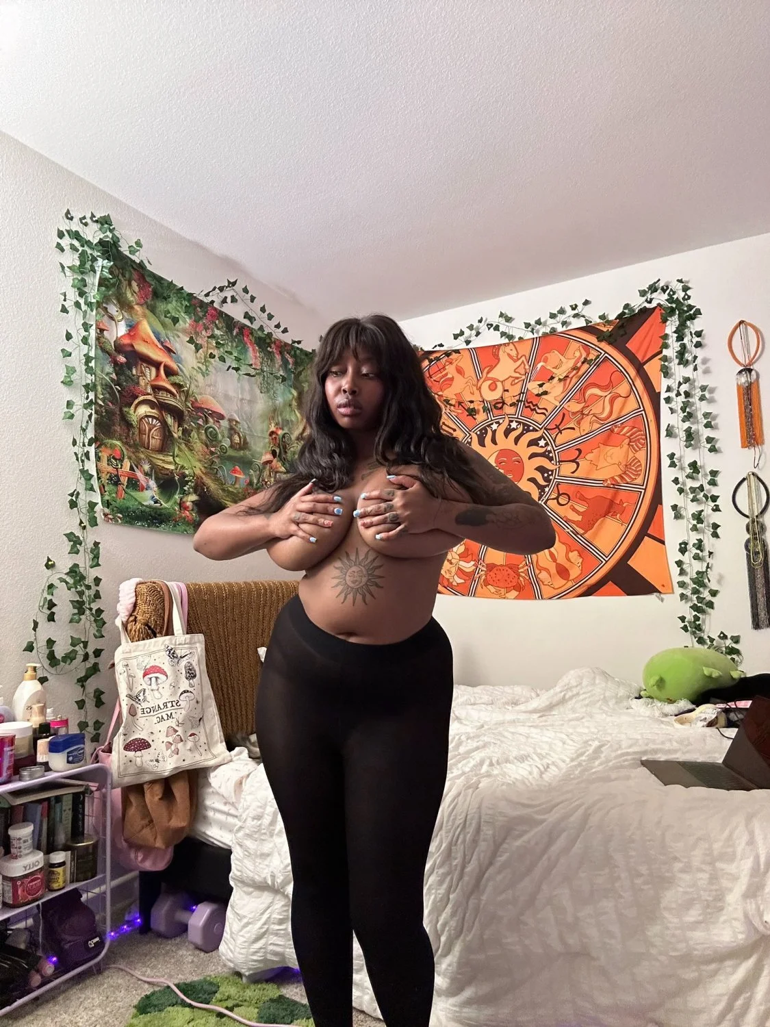 Spicy Ebony image 11