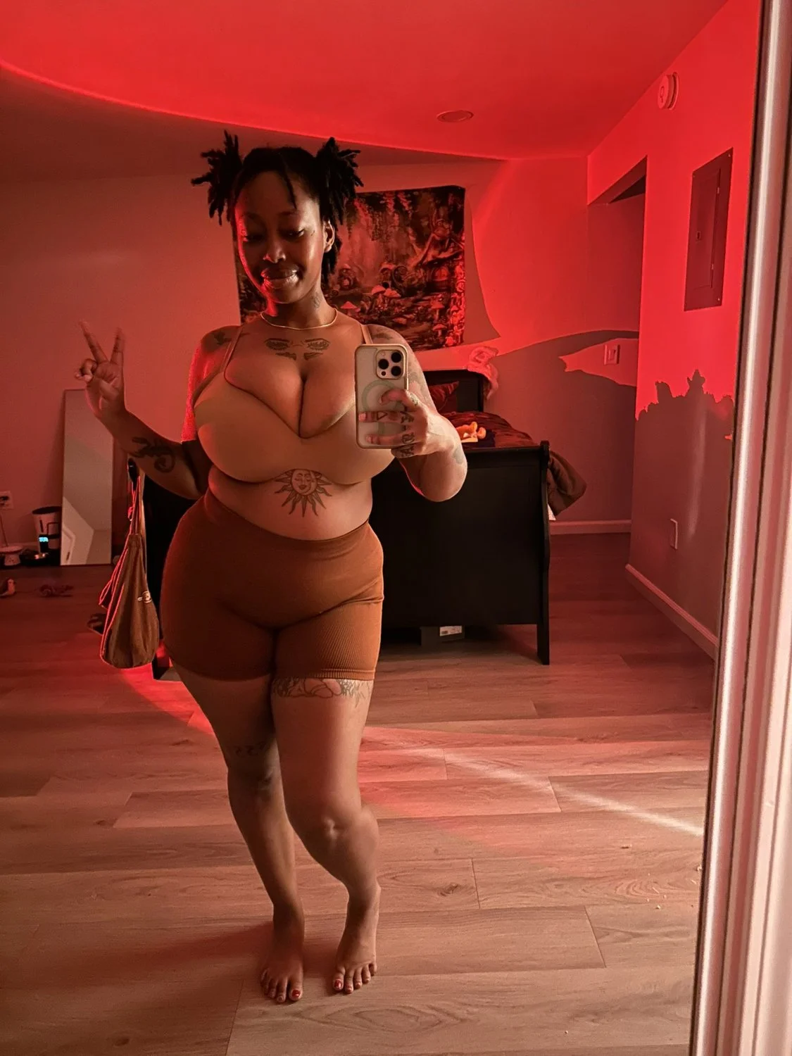 Spicy Ebony image 27