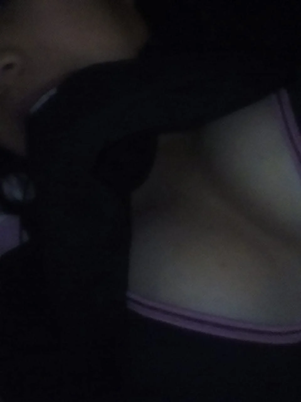Toda una puta con esa carita le gusta que acabe en su boca image 4