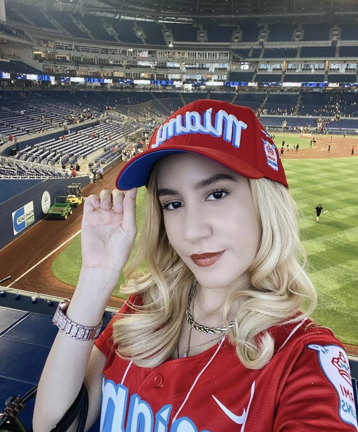 Blonde Claudia from Miami sucks and fucks image 2