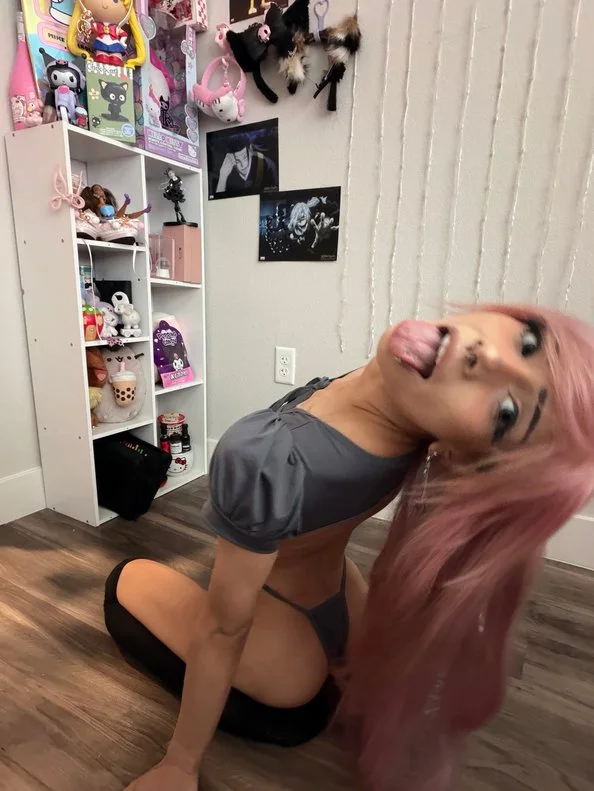 E-Cuties 14 image 12