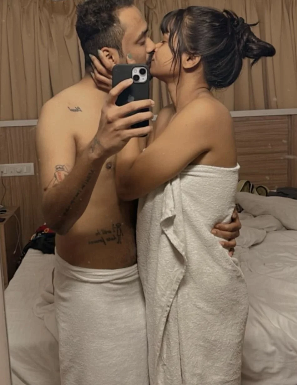 573 - Slutty Indian girl with bf image 4