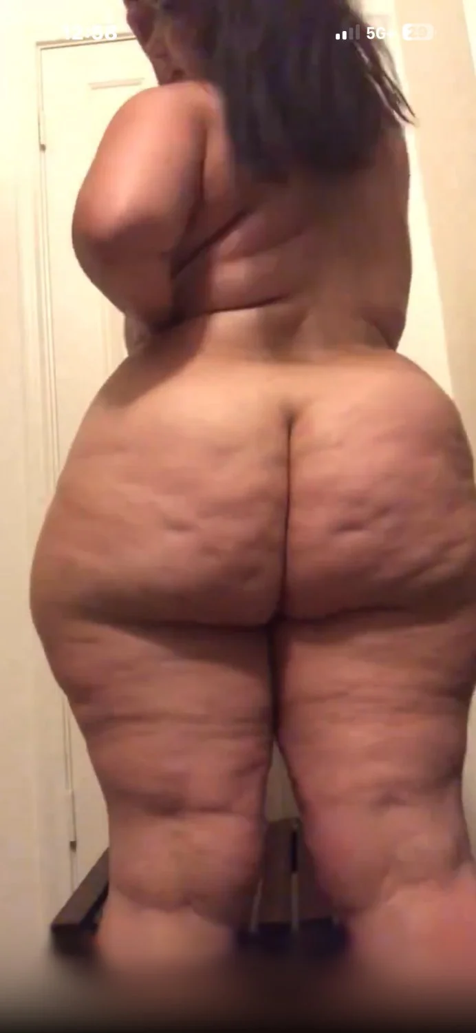 Supa Thick Hoes image 11