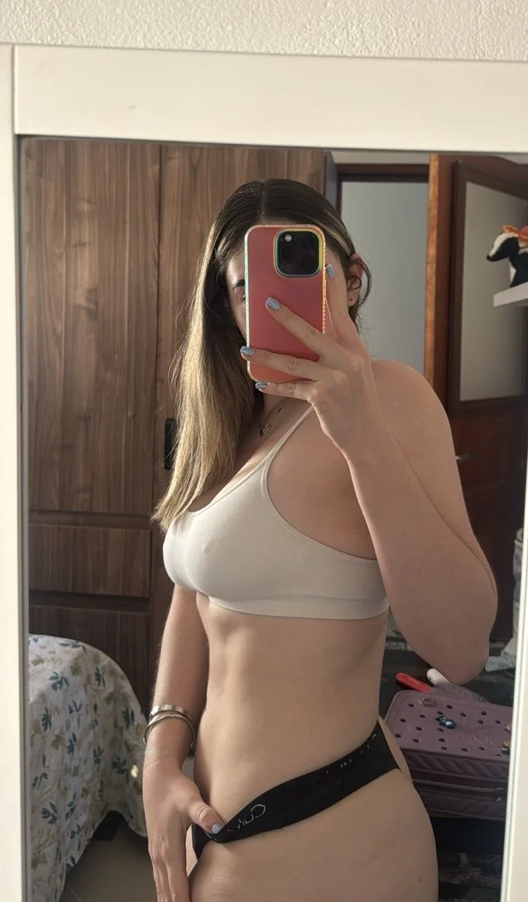 Wife colombian image 3