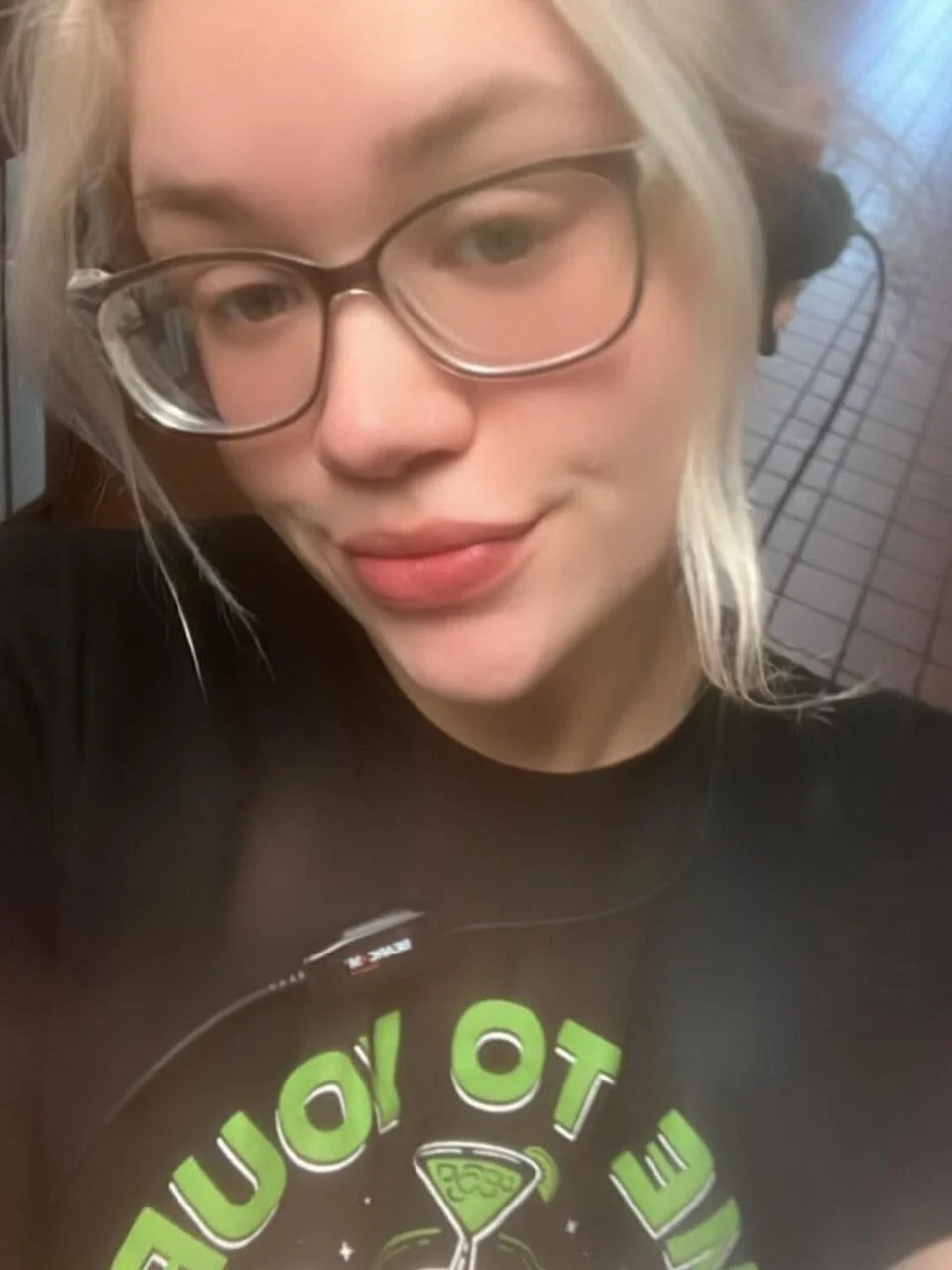 Freaky blonde image 4