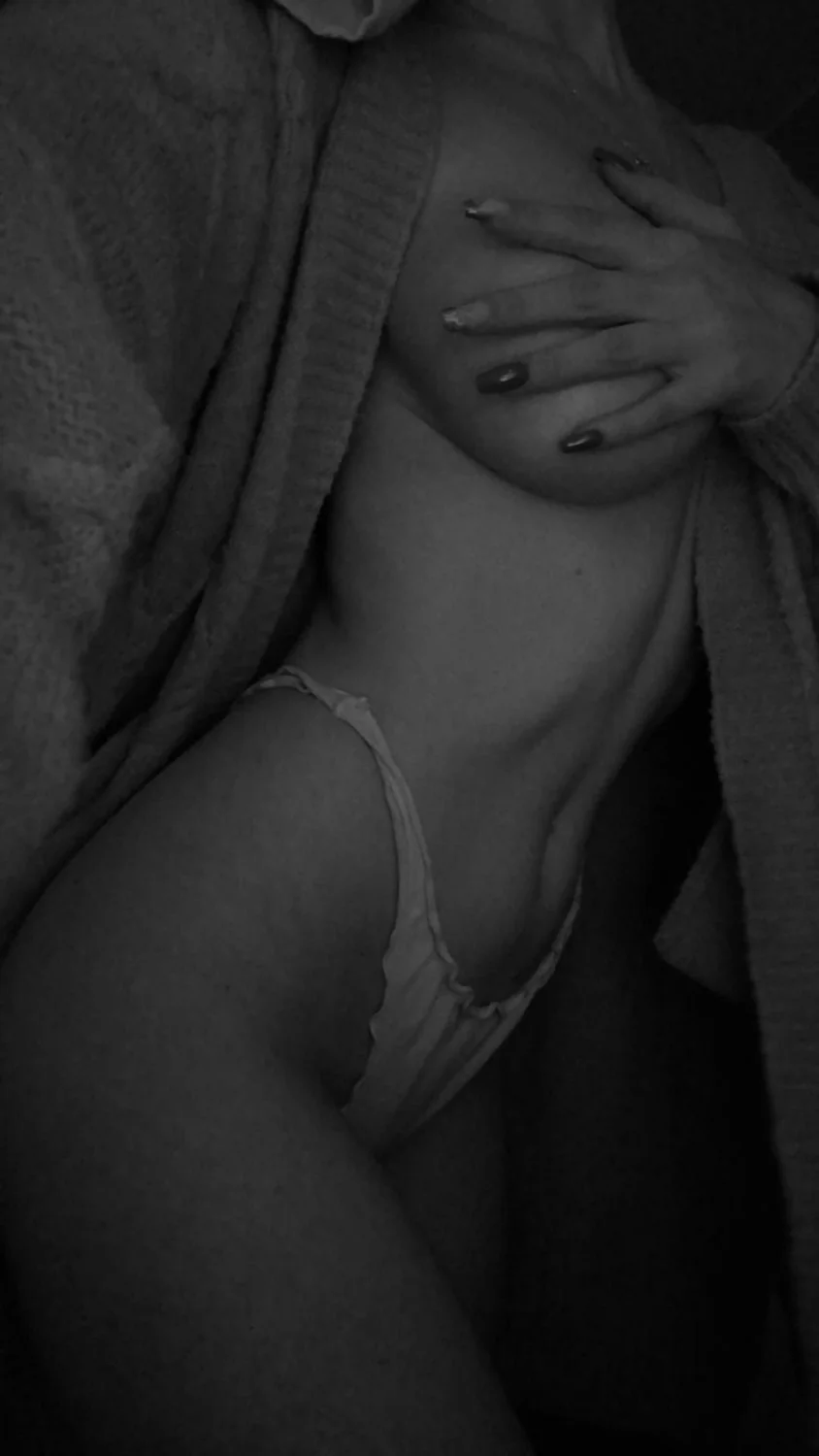 Rate my sexy sister, trib her image 3