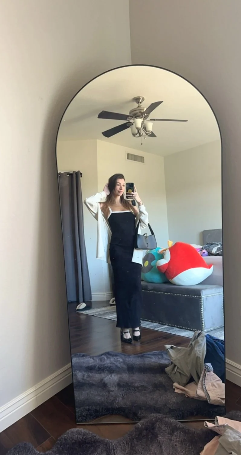 My naked ass needs to be spanked image 2