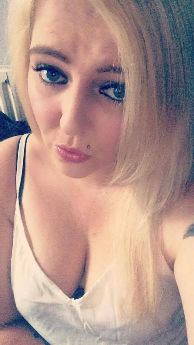 Nuneaton milf image 6