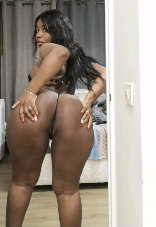 My chocolate 🍫🍫 girl 🤤 image 4