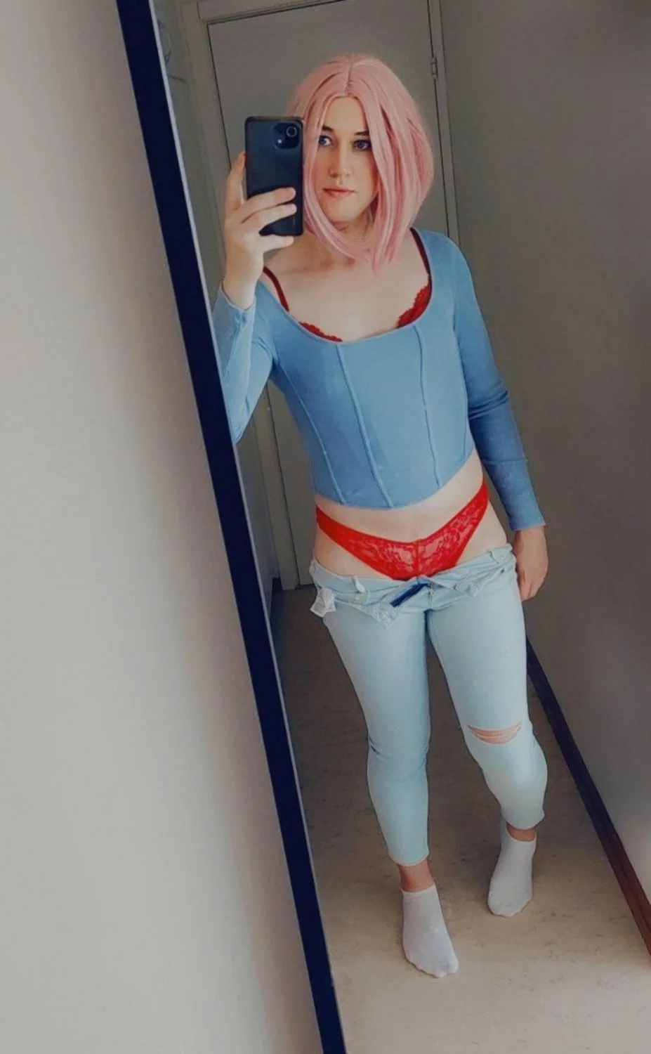 Come call Robyn a dirty sissy slut kik: femrobynxo image 4