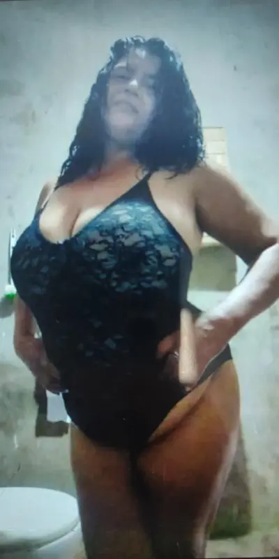 Mi puta tetona cover image