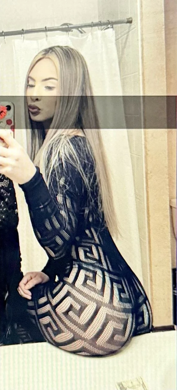 Leo destroys 18y latina after begging him to fuck her and take her virginity the day shes finally 18 main image