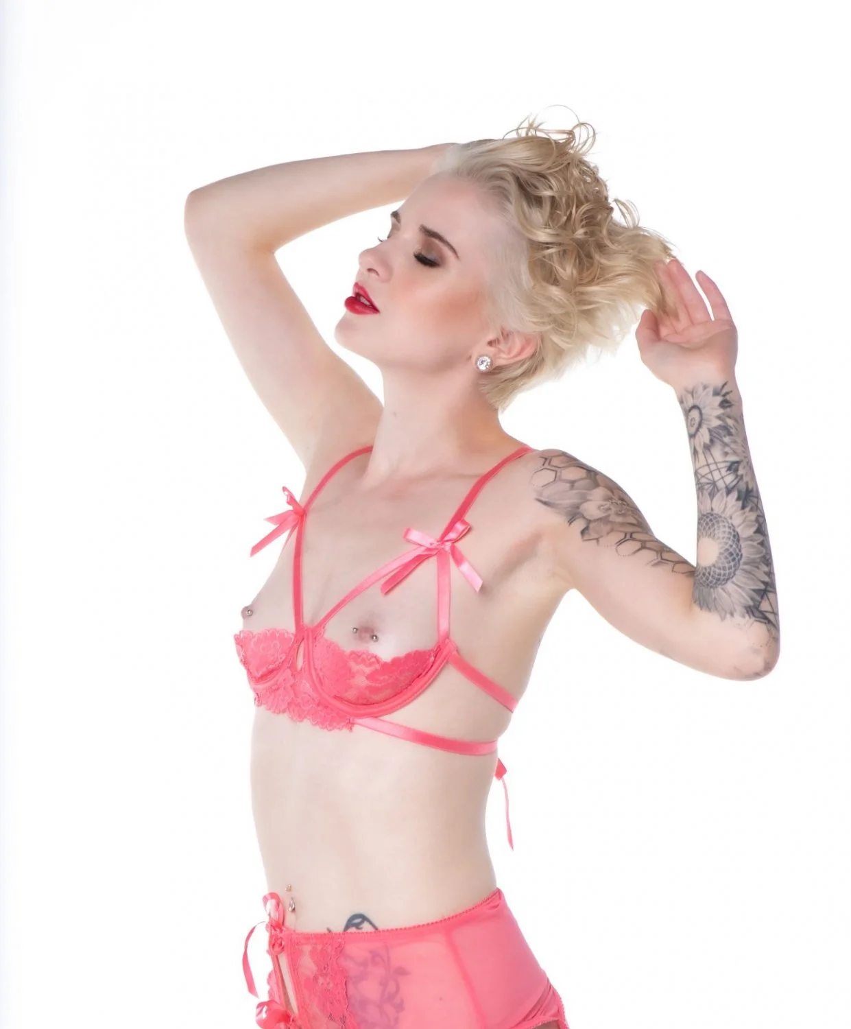 Short Hair Boudoir image 16