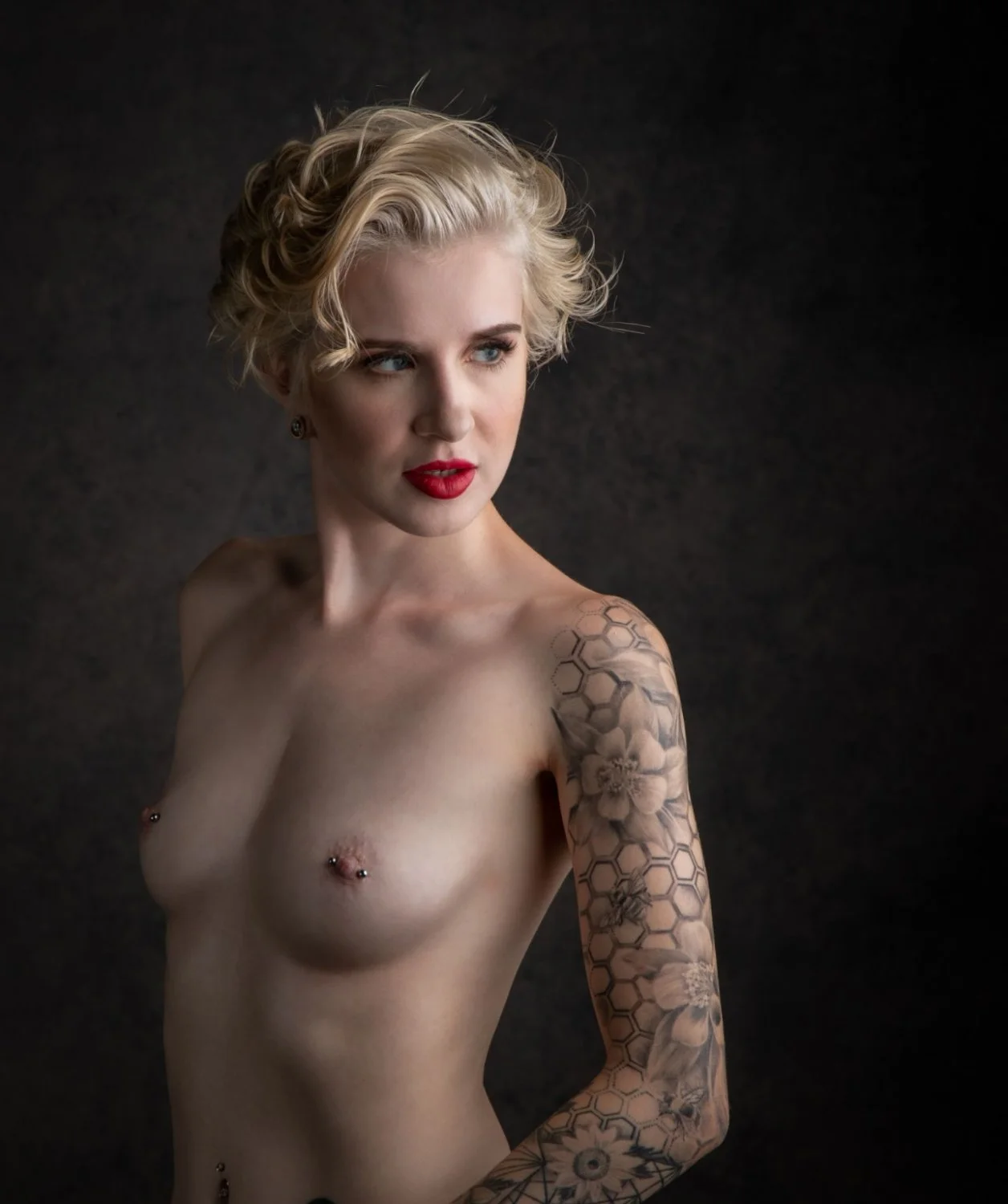 Short Hair Boudoir image 20