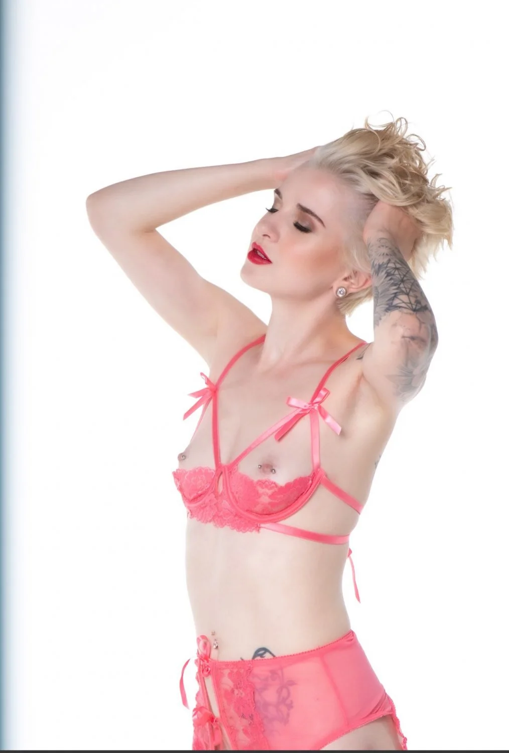Short Hair Boudoir image 21