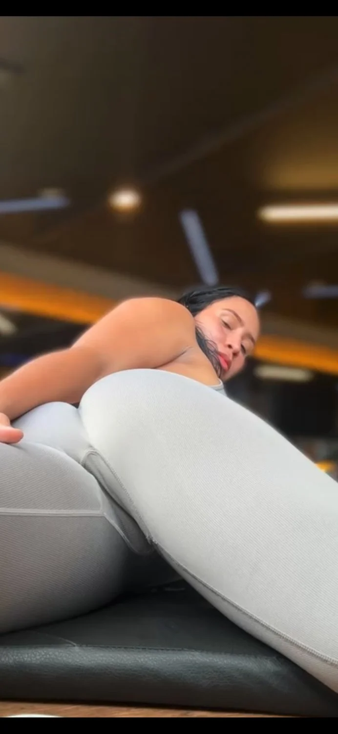 Sexy lady at the gym image 4