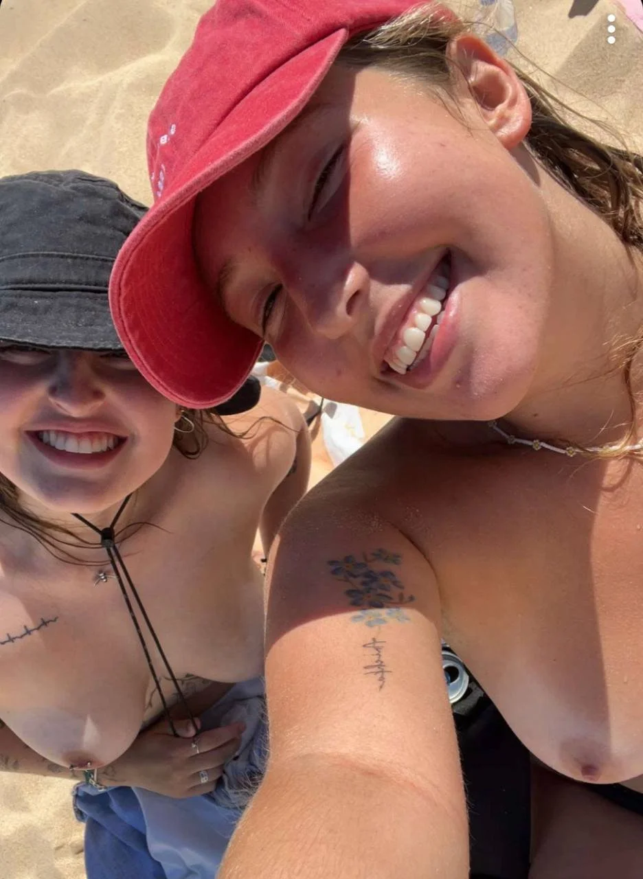 Ex snapchat leaked country thot image 2