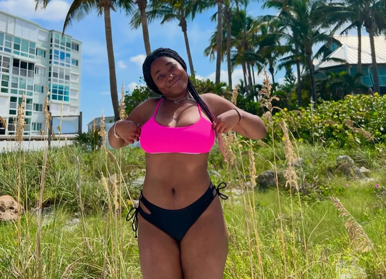 fl cucks 19 year old teen sister nyesha dm me wwyd image 2
