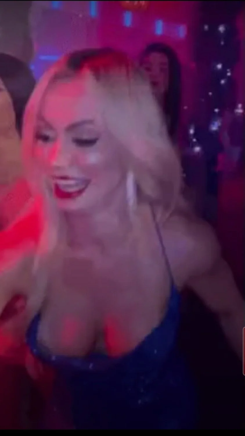 Vivi Winkler image 21