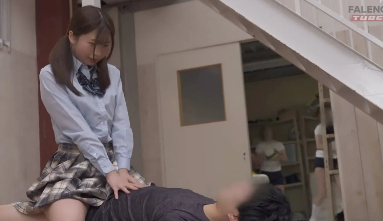 Sneaky Japanese fucking and riding image 2
