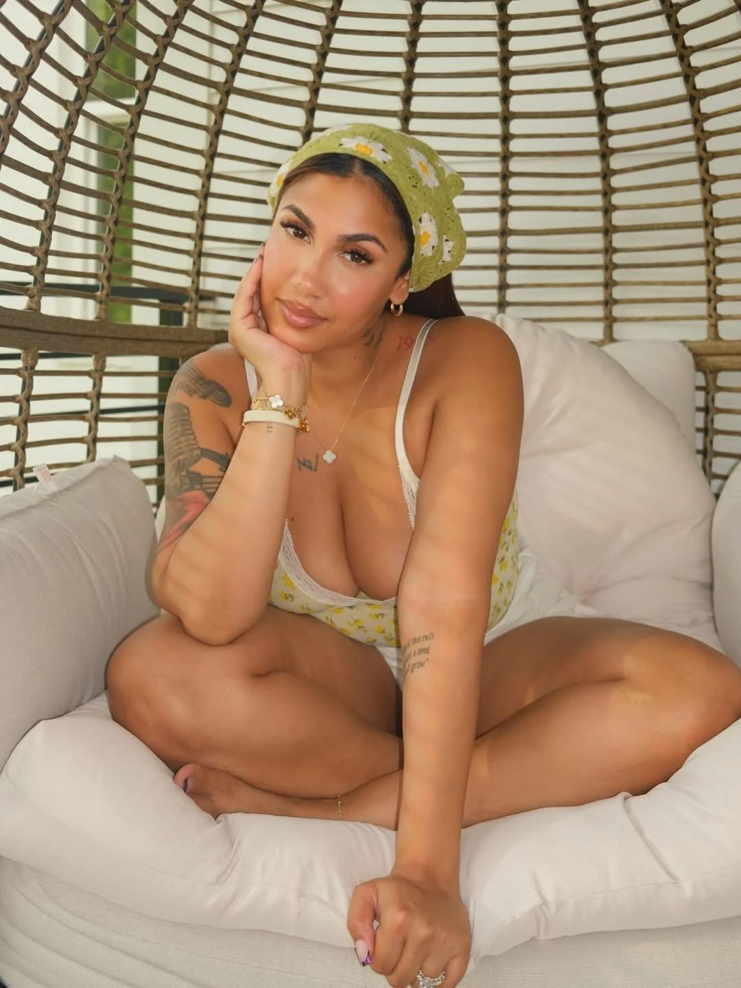 Queen Naija sexy pics image 31