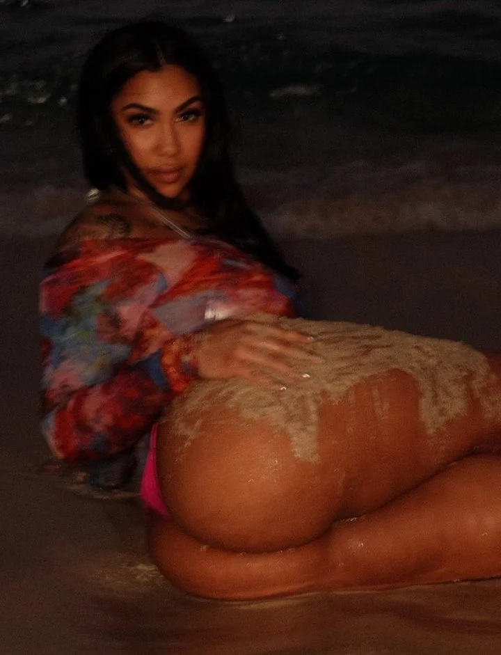 Queen Naija sexy pics image 8