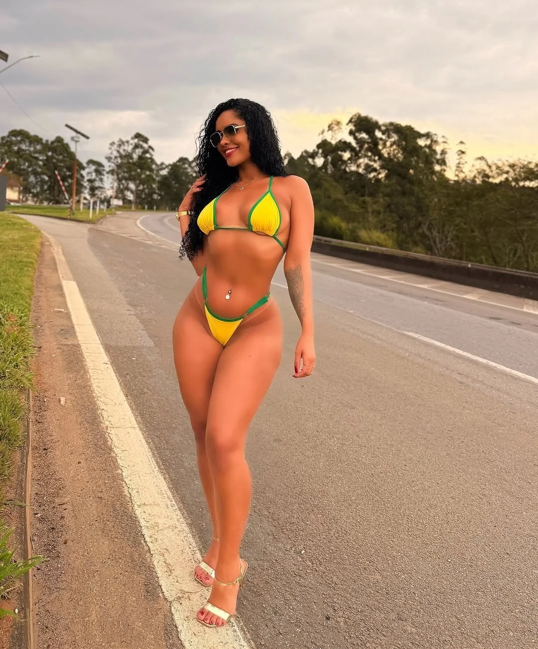 Morena gostosa do Instagram image 11