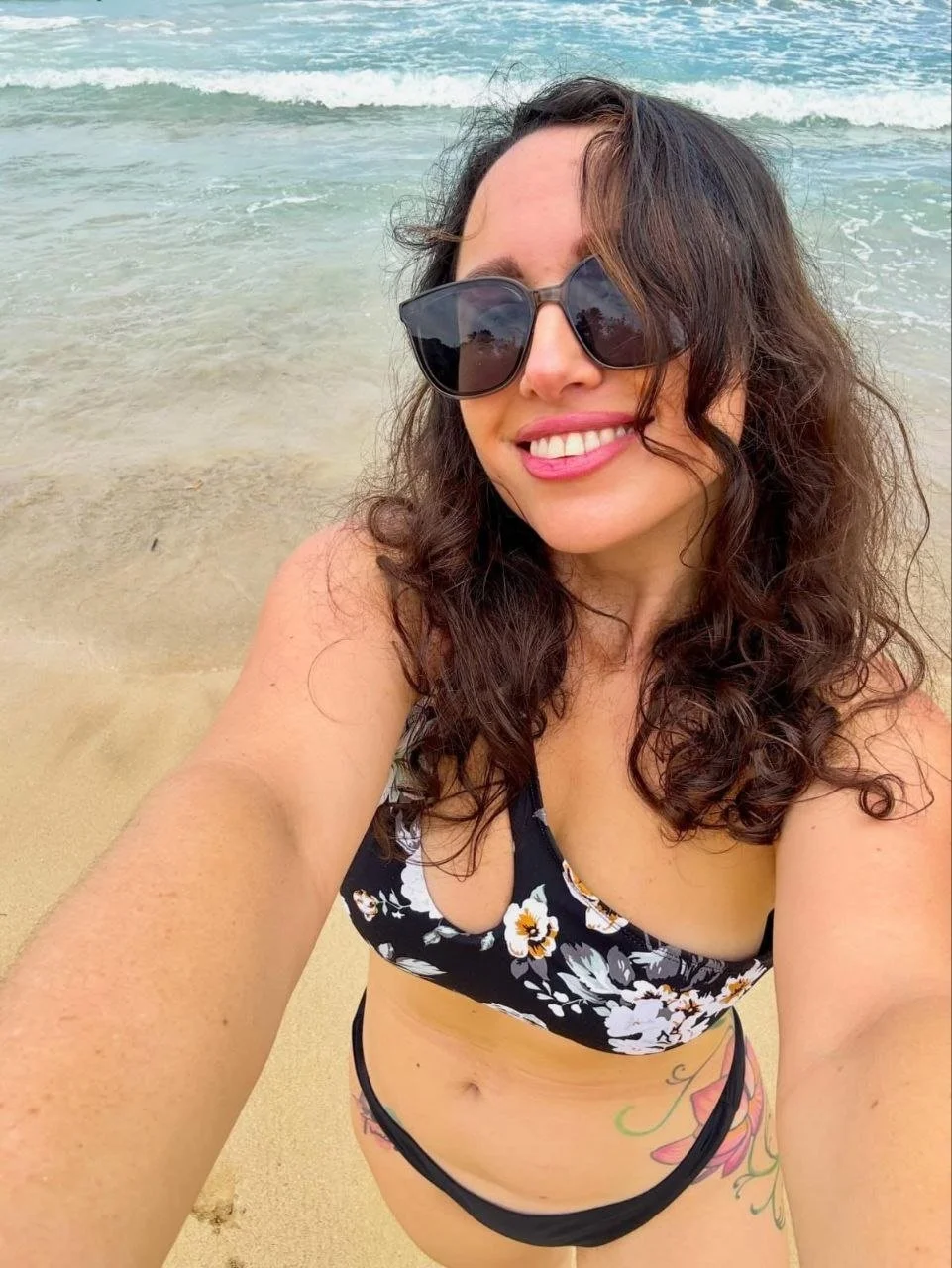 Costa Rica Bikini Eugenia image 3
